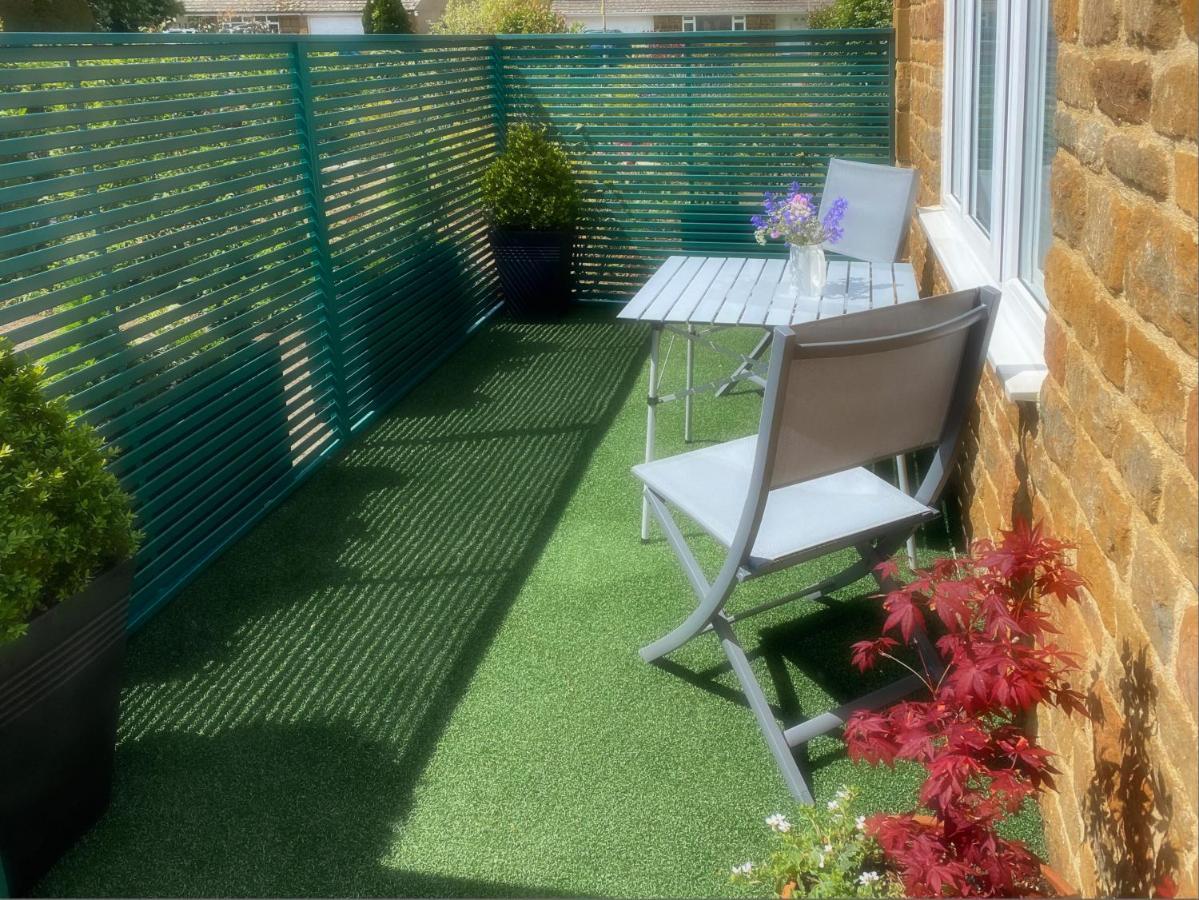 Orchard Road Studio Apartment Hook Norton Екстериор снимка